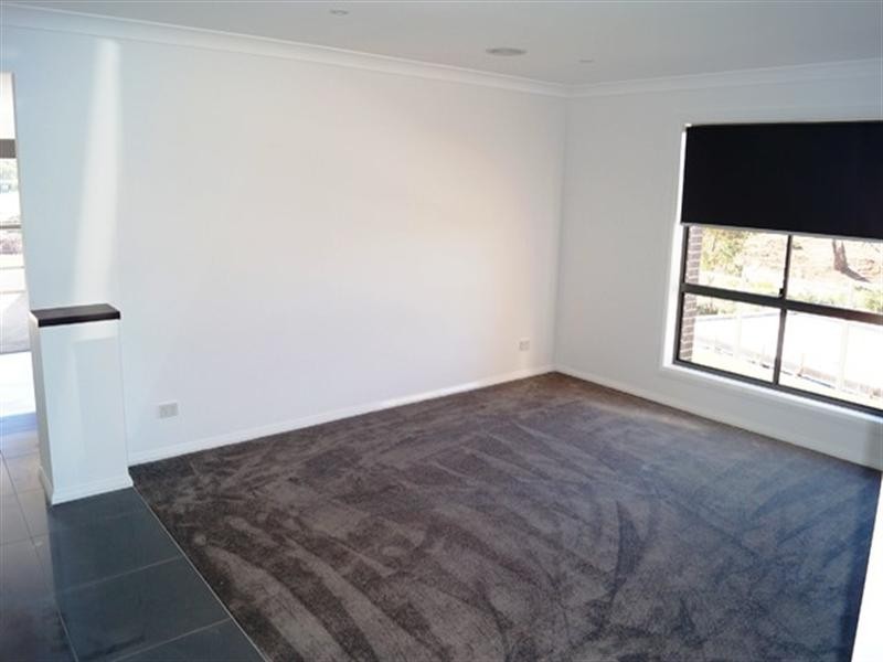 16 Downey Crescent, Orange NSW 2800