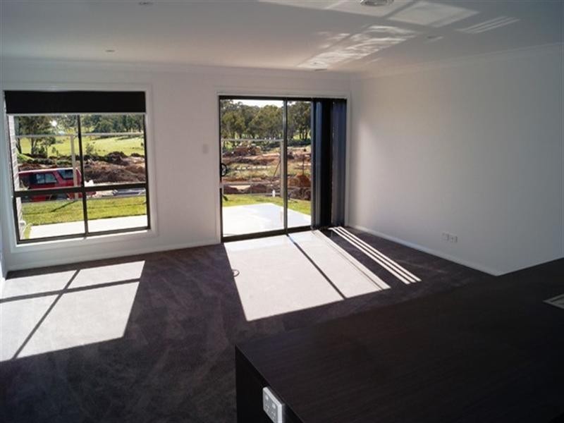 16 Downey Crescent, Orange NSW 2800