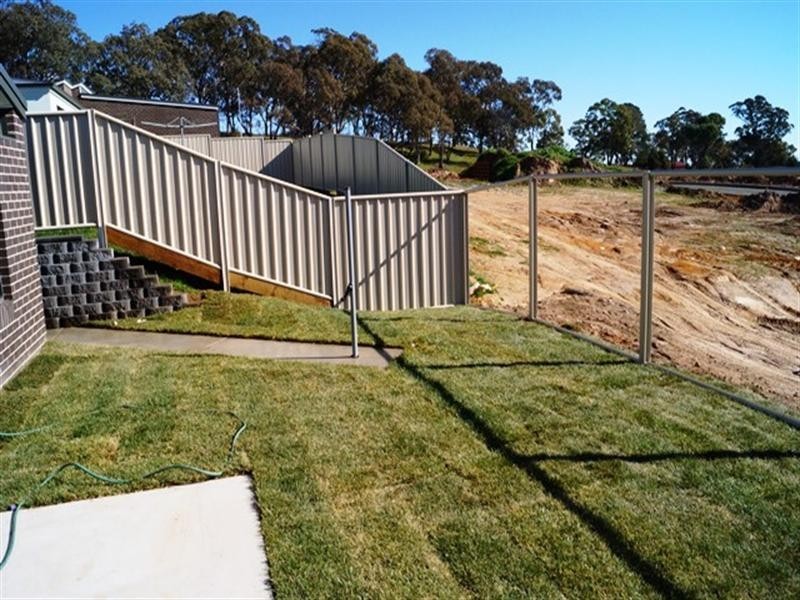 16 Downey Crescent, Orange NSW 2800