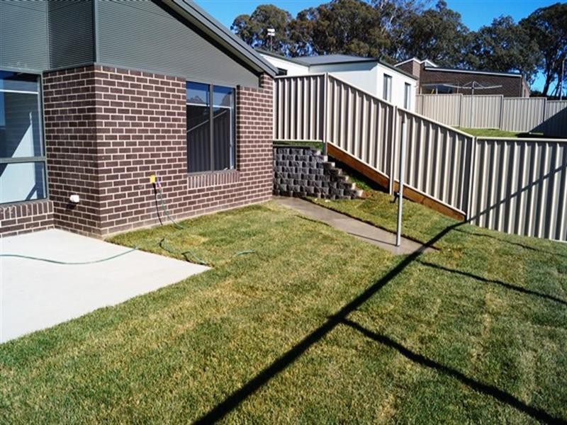 16 Downey Crescent, Orange NSW 2800