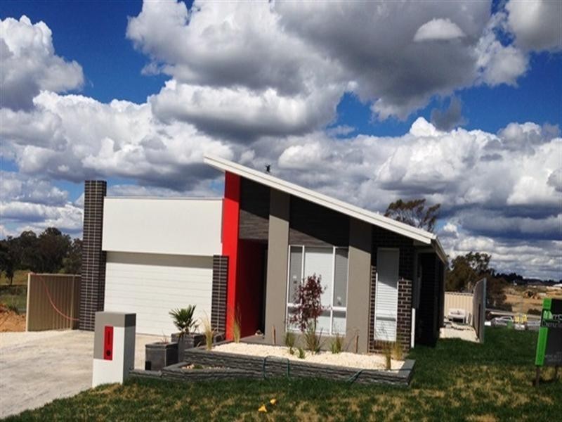 10 Dimboola Way, Orange NSW 2800