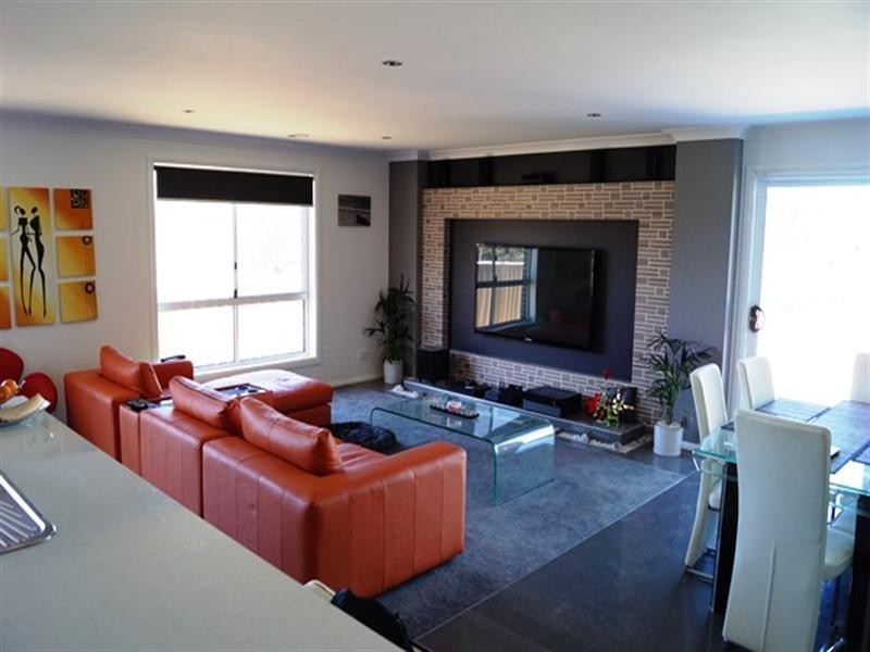 10 Dimboola Way, Orange NSW 2800