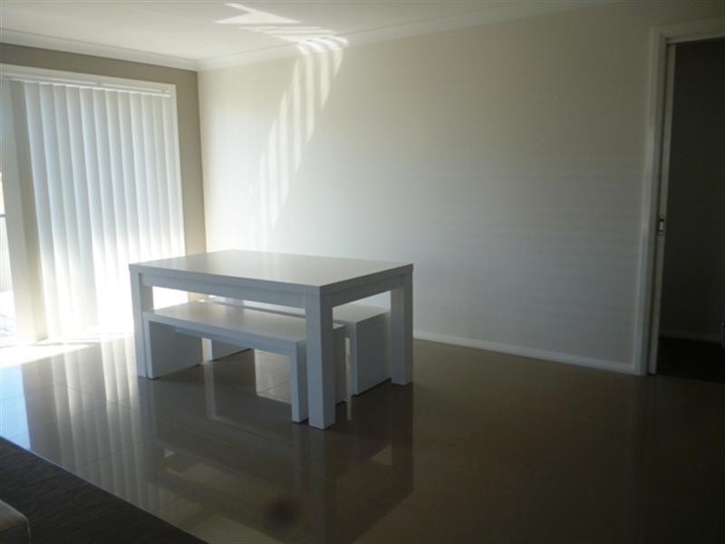 2a Downey Crescent, Orange NSW 2800