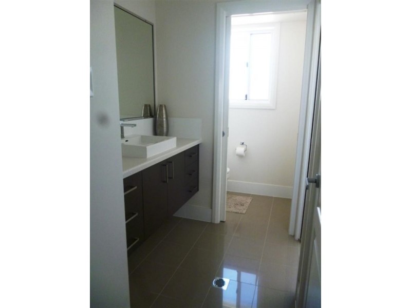 2a Downey Crescent, Orange NSW 2800