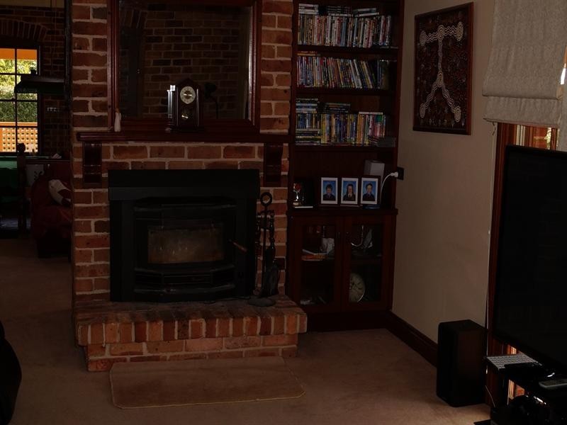 11 Borrodell Drive, Orange NSW 2800