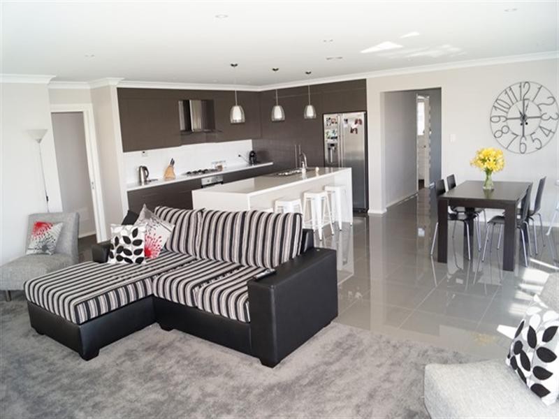 24 Emerald Street, Orange NSW 2800