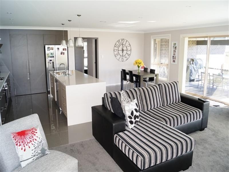 24 Emerald Street, Orange NSW 2800