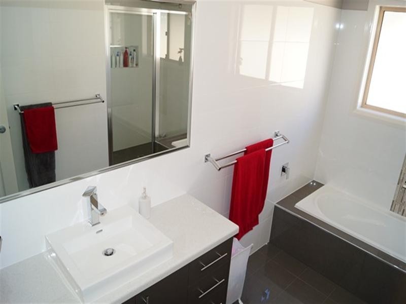 24 Emerald Street, Orange NSW 2800