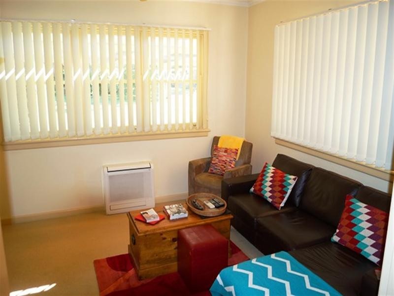 3 Heatherbrae Parade, Orange NSW 2800