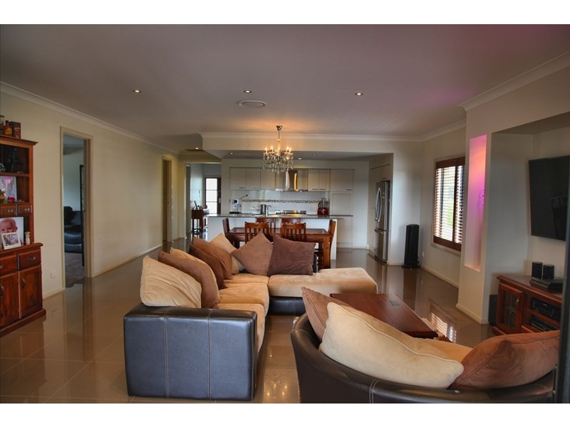 10 Elberta Street, Orange NSW 2800