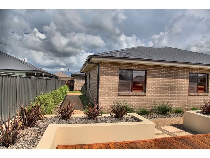 10 Elberta Street, Orange NSW 2800