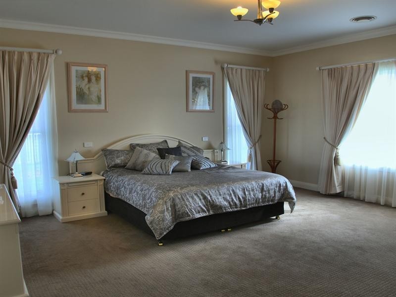 104 Lysterfield Road, Orange NSW 2800