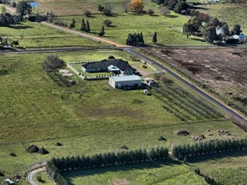 104 Lysterfield Road, Orange NSW 2800