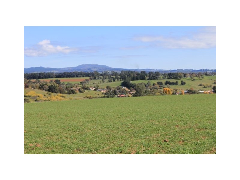 Lot 6 Emu Swamp Road, Lucknow NSW 2800