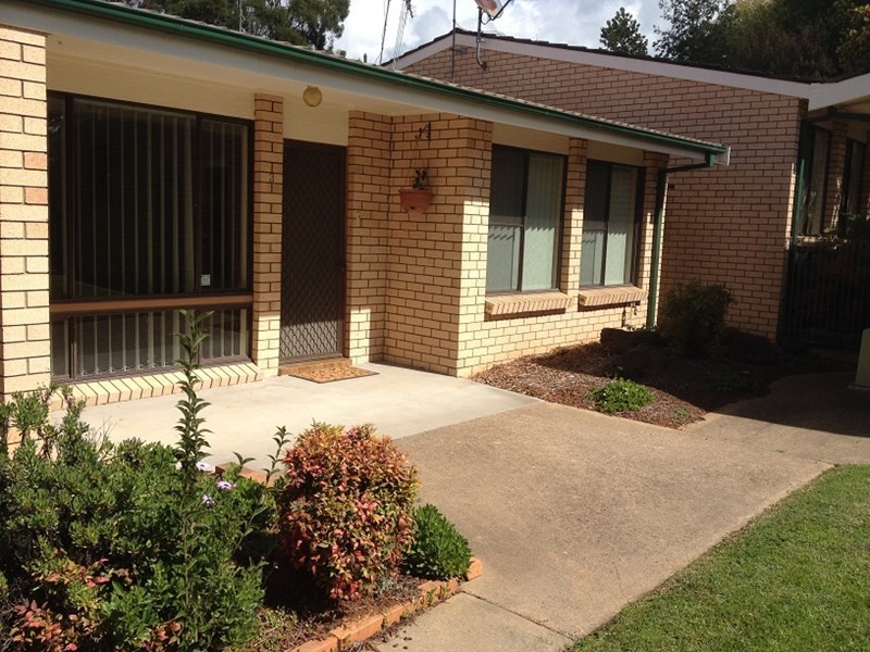 Unit 3/2 Stibbards Lane, Orange NSW 2800