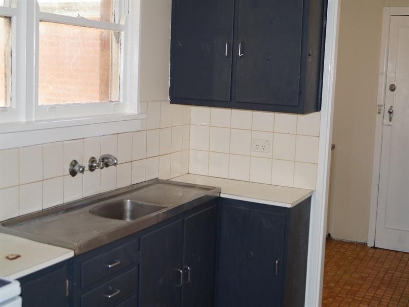 6 Garema Road, Orange NSW 2800