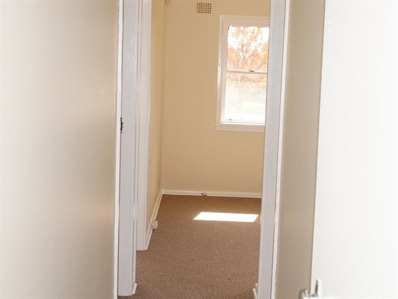 6 Garema Road, Orange NSW 2800