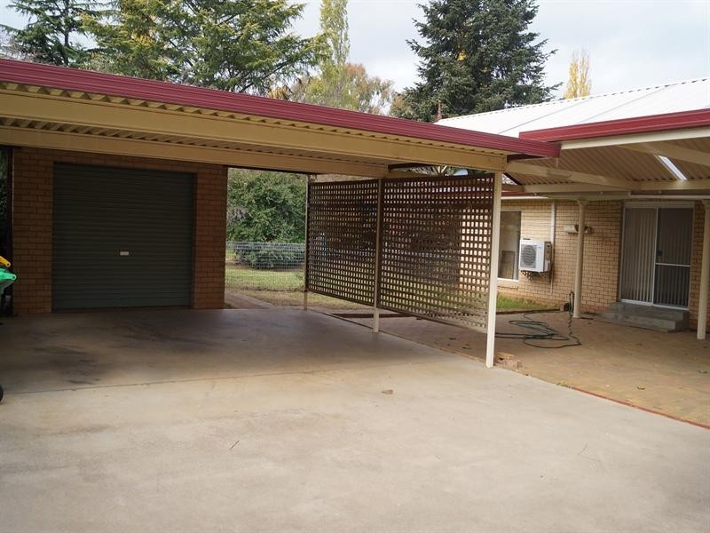 12 Larela Circuit, Orange NSW 2800