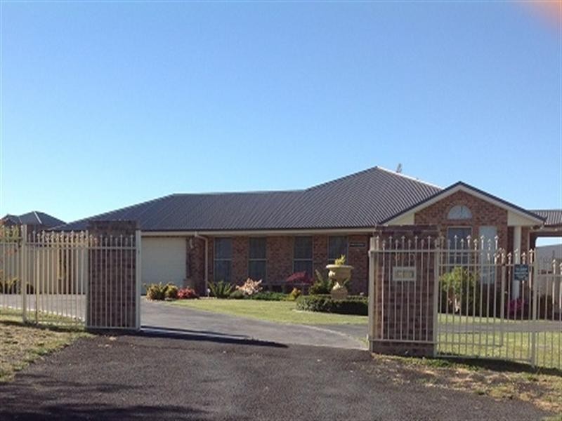 376 The Escort Way, Orange NSW 2800