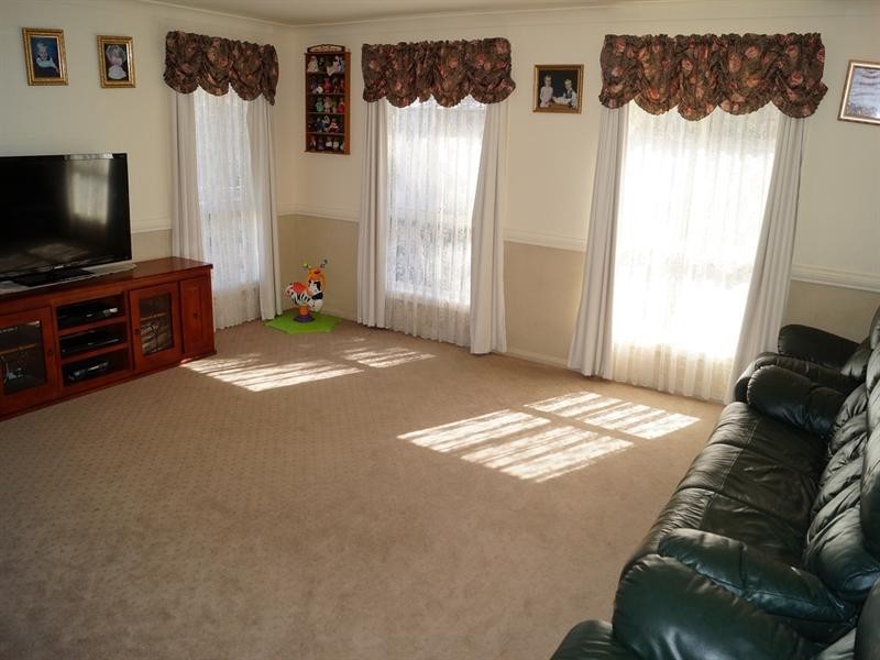 376 The Escort Way, Orange NSW 2800