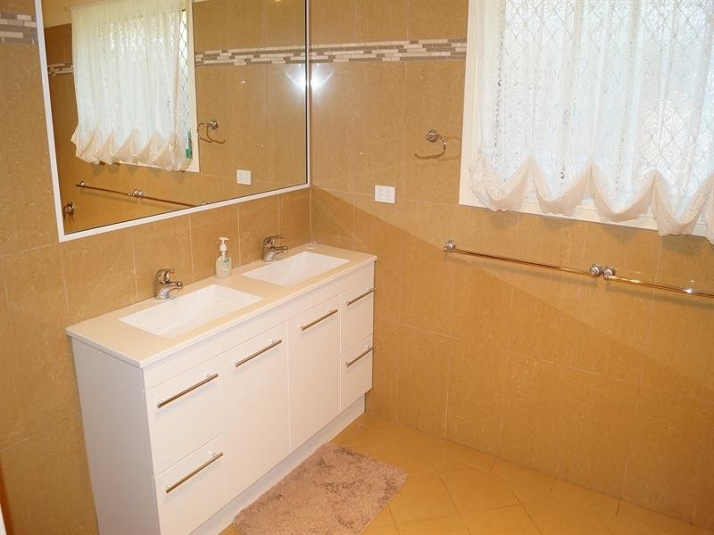 376 The Escort Way, Orange NSW 2800
