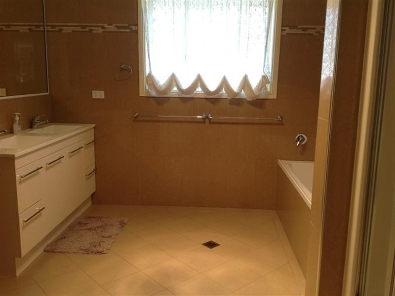 376 The Escort Way, Orange NSW 2800