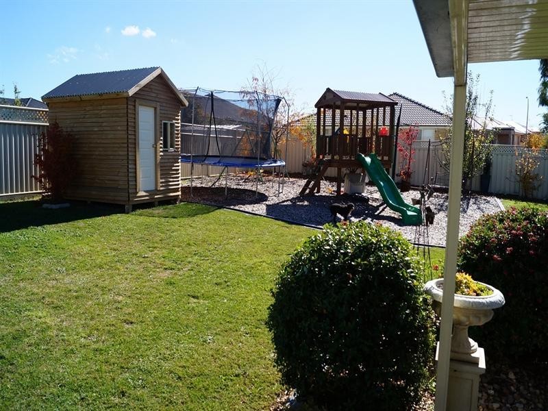 376 The Escort Way, Orange NSW 2800