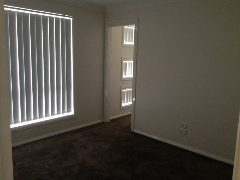 Unit 1/13 Turquoise Street, Orange NSW 2800