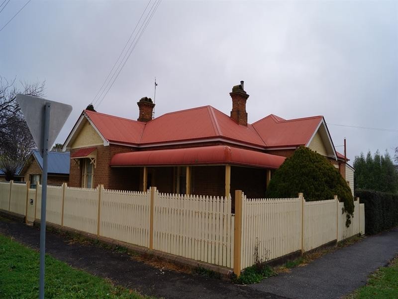 1 and 2/79 Autumn Street, Orange NSW 2800