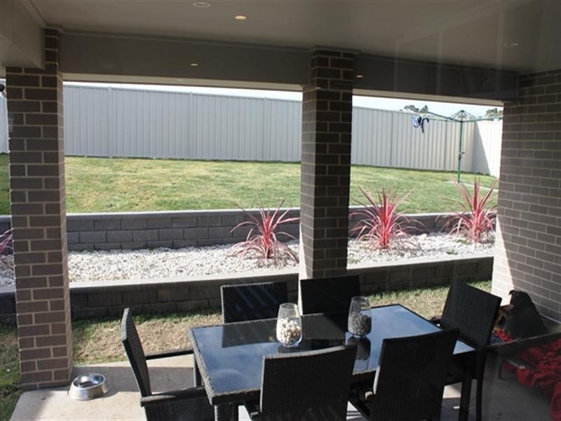 76 William Maker Drive, Orange NSW 2800