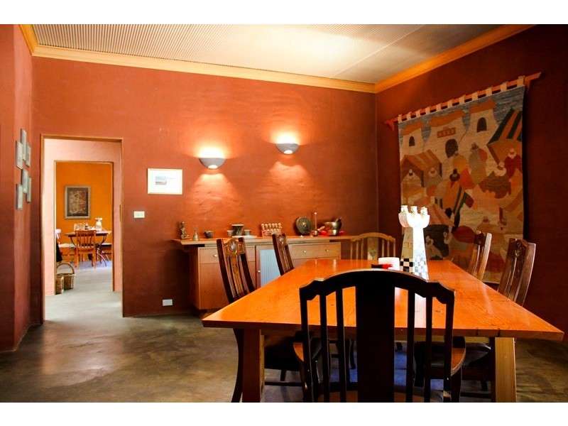 1847 Burrendong Way, Orange NSW 2800