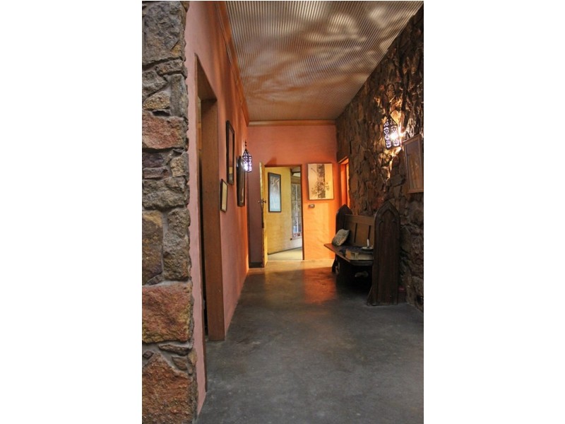 1847 Burrendong Way, Orange NSW 2800