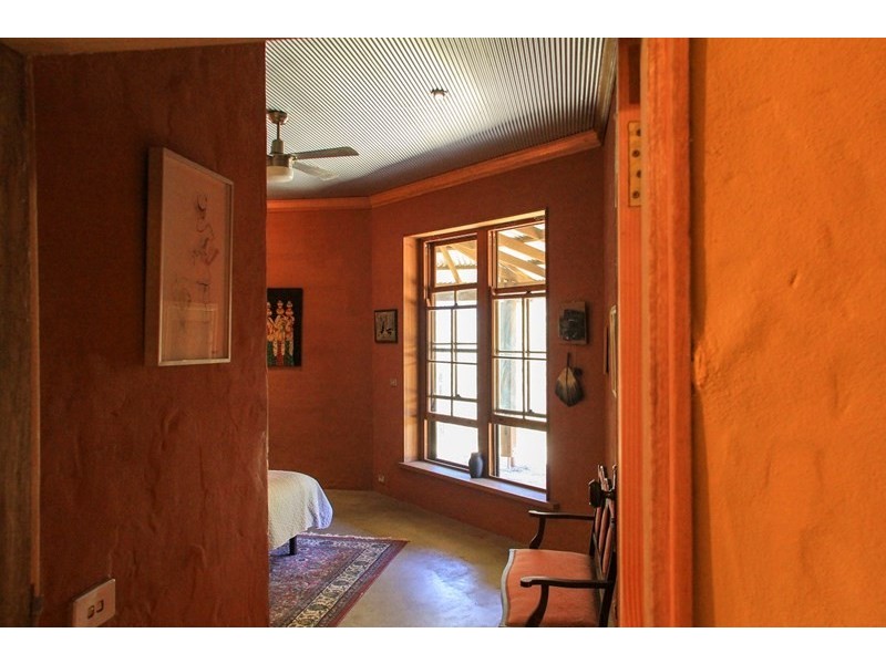 1847 Burrendong Way, Orange NSW 2800