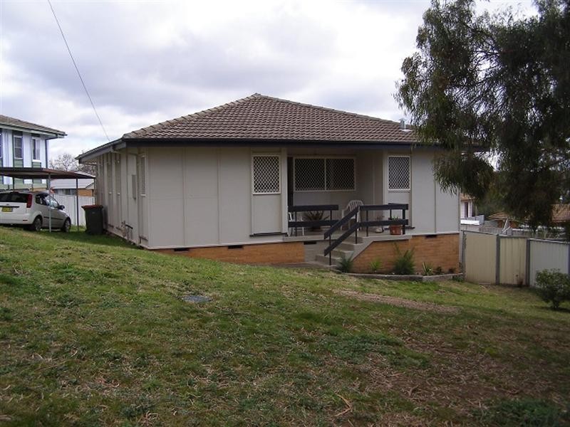 8 Lewana Place, Orange NSW 2800