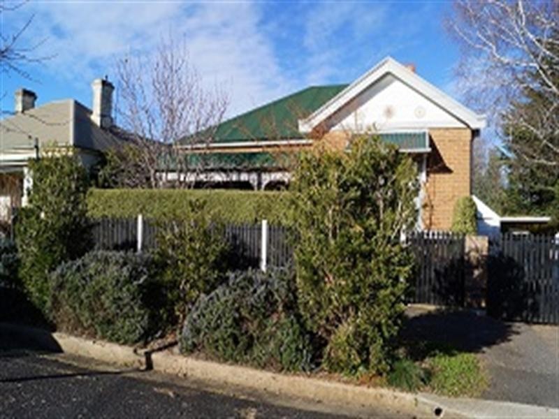 24-26 Clinton Street, Orange NSW 2800