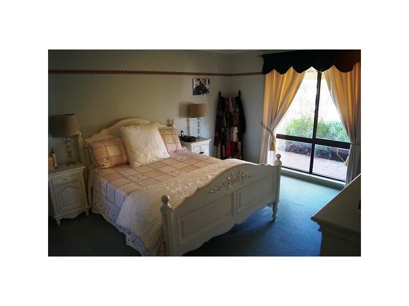 30 Avondale Drive, Orange NSW 2800