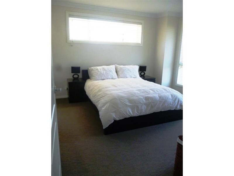 2a Downey Crescent, Orange NSW 2800