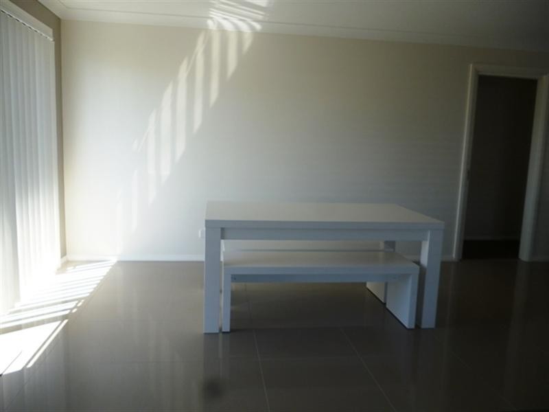 2a Downey Crescent, Orange NSW 2800