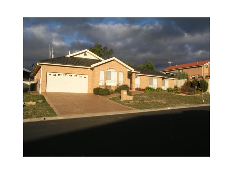 38 Olympic Drive, Orange NSW 2800