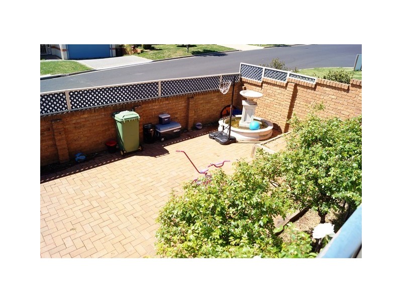 11 Hoskins Place, Orange NSW 2800