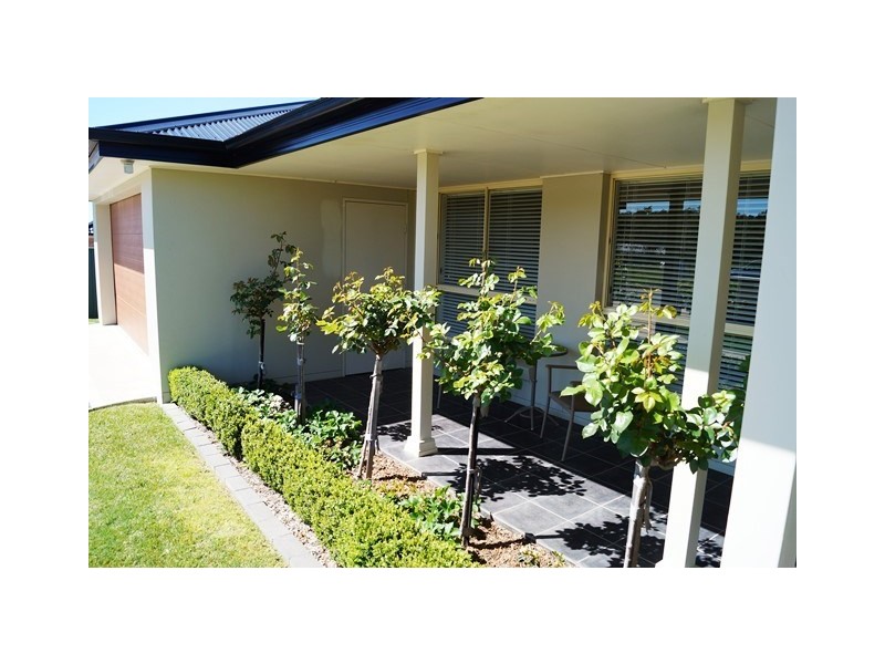 40 William Maker Drive, Orange NSW 2800