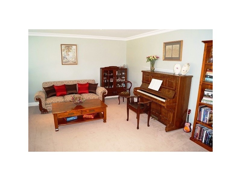 40 William Maker Drive, Orange NSW 2800