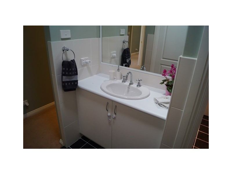 40 William Maker Drive, Orange NSW 2800