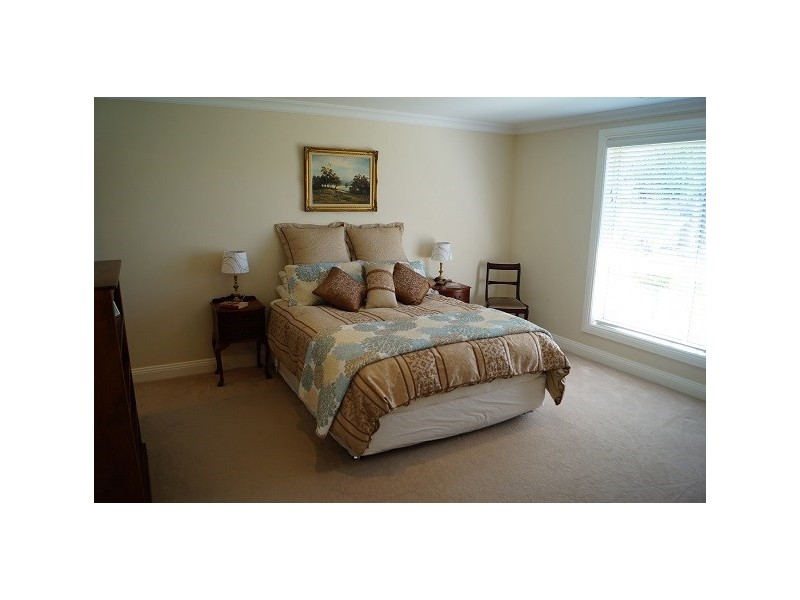 40 William Maker Drive, Orange NSW 2800