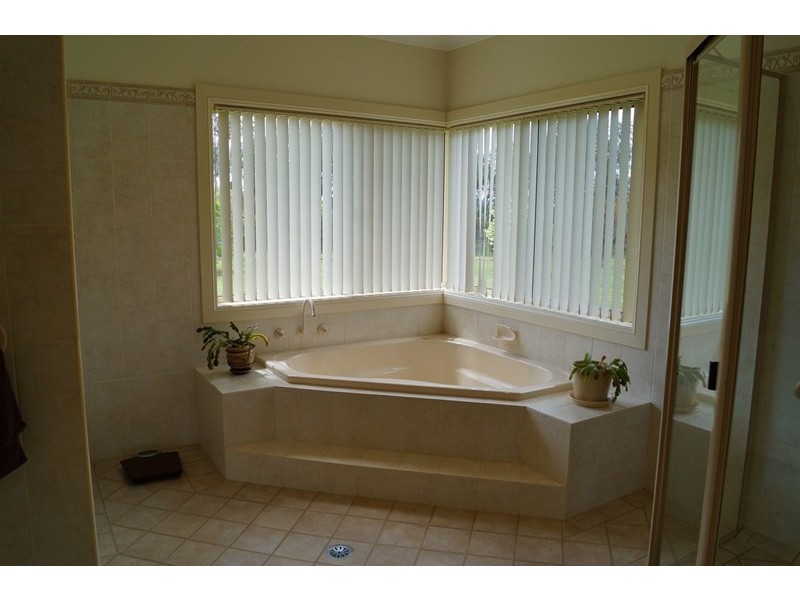 12 Illamatta Way, Orange NSW 2800