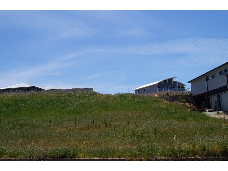 10 Isaac Drive, Orange NSW 2800