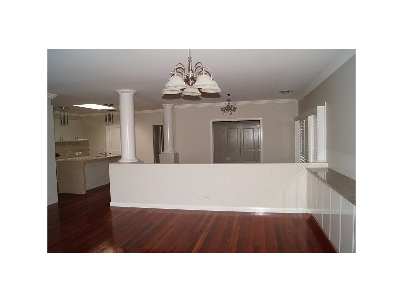 32 Moonstone Drive, Orange NSW 2800