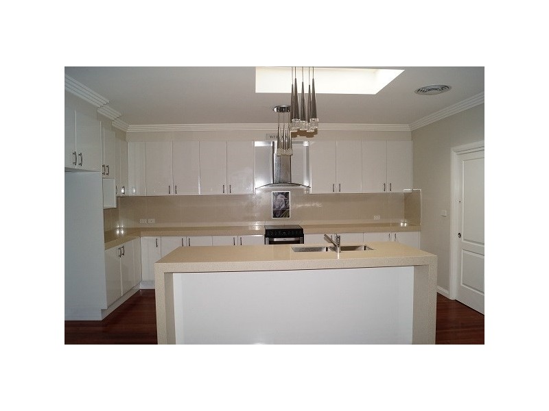 32 Moonstone Drive, Orange NSW 2800