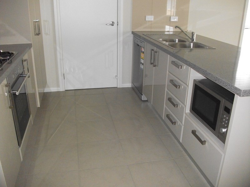 60 Botanic Way, Orange NSW 2800