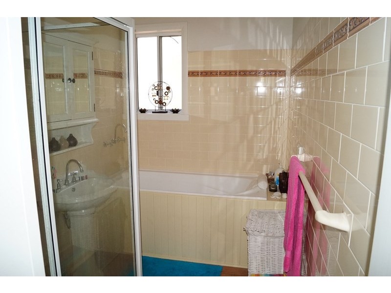 111 Lords Place, Orange NSW 2800